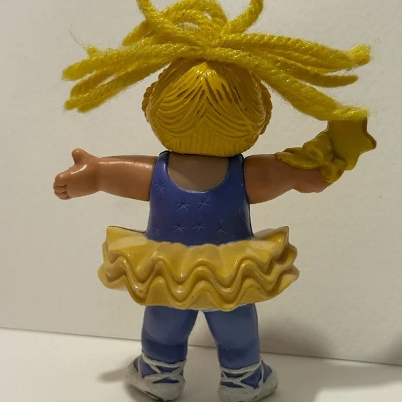 Cabbage patch figurine - Picture 2 of 2